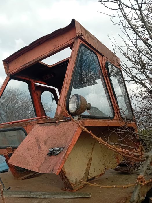 Cabina de tractor U650