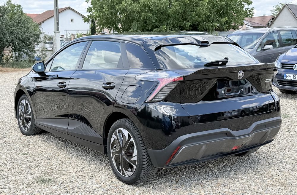 MG4   2023  51 kw