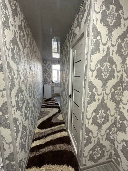 Чирчик шахар 4 м/р 1х Нархи 21.000$ Бош толов ва паспорт бн ипотека