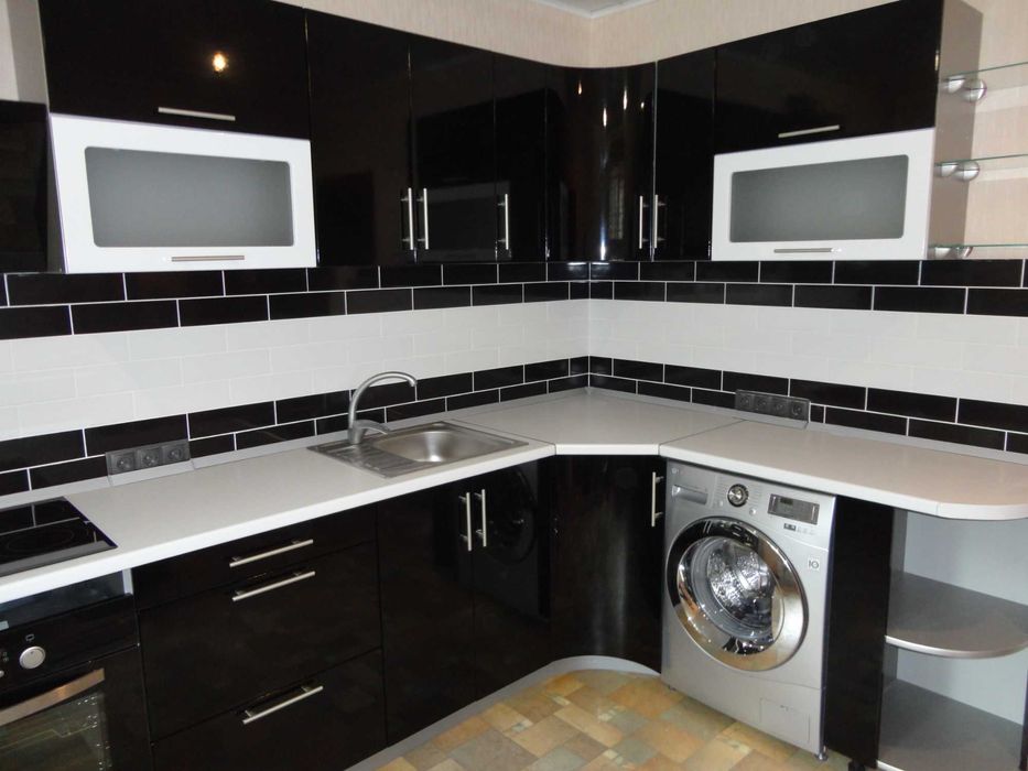 Кухонные гарнитуры