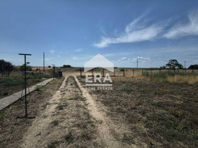 Продава се Къща в с. Коларово, Област Силистра - 76 кв.м за 356 €/кв.м - Снимка #2