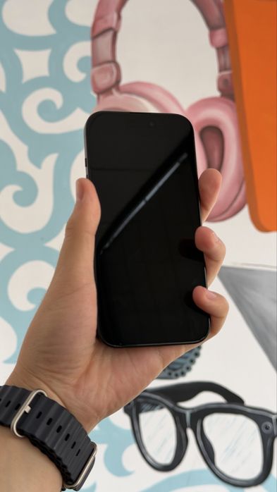 iPhone 15 128GB