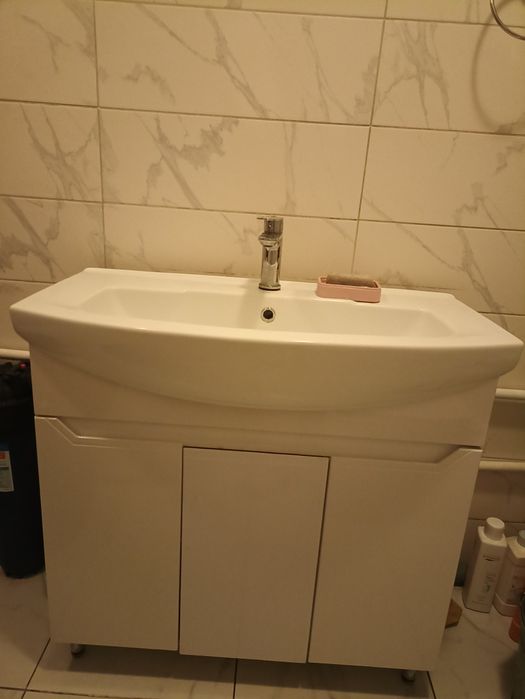 Тумба с умывальником