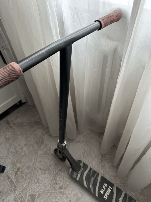 Трюковой самокат