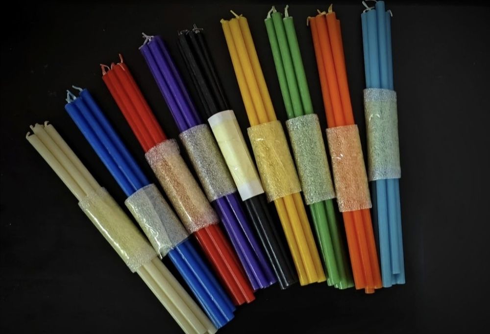 Восковые свечи разноцветные, набор из 45 свечей (Россия)