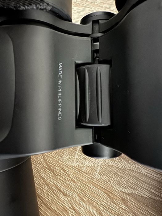 Binoclu Pentax 10x50