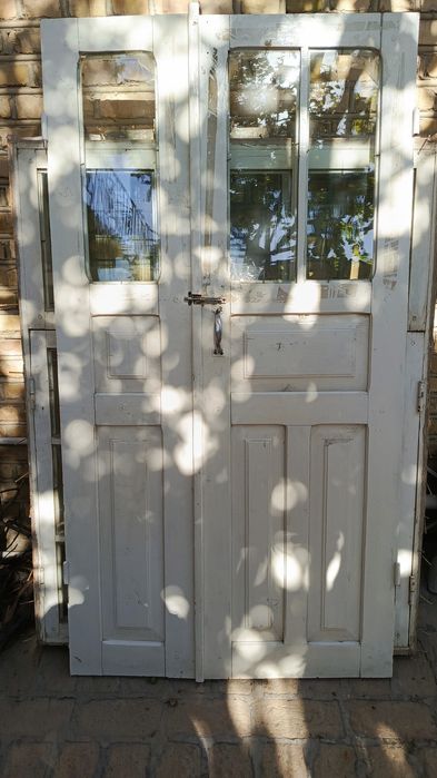 Эшик дераза сотилади