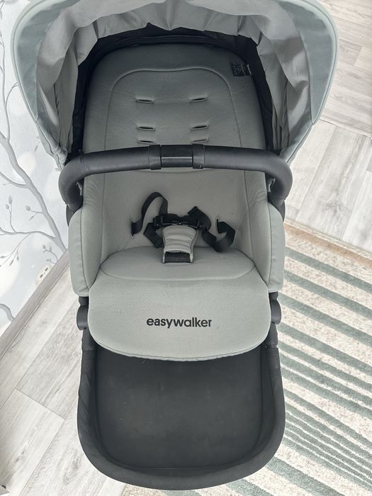 Продам коляску Easywalker