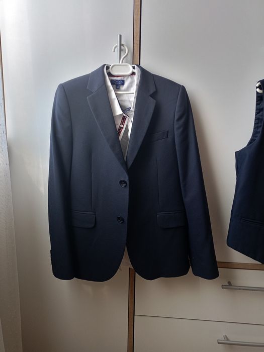 Школьная форма и одежда