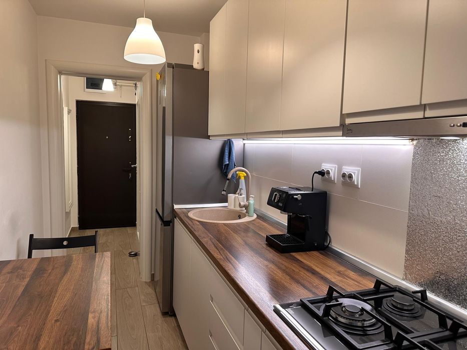 Vand apartament 2 camere decomandat