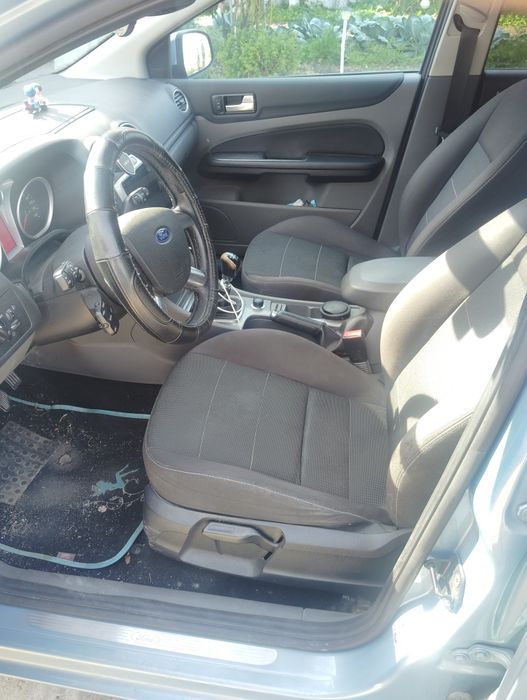 Vând Ford Focus anul 2008