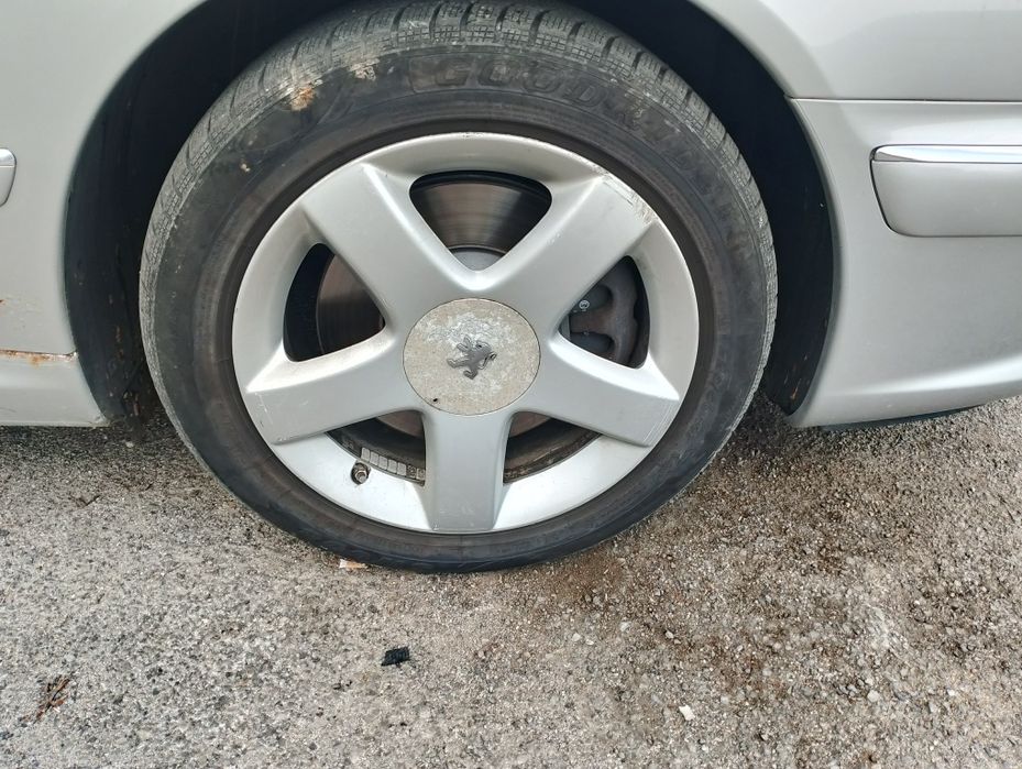 Продавам Peugeot 607 на части