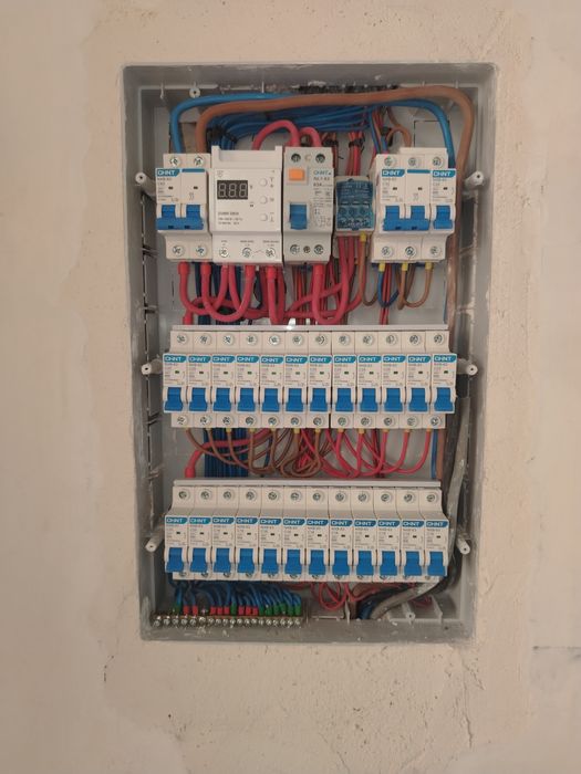 Эликтрик дома уже есть