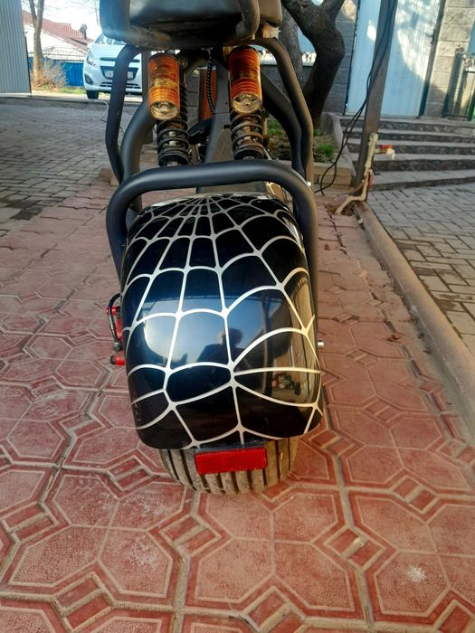 Продам электросамокат.