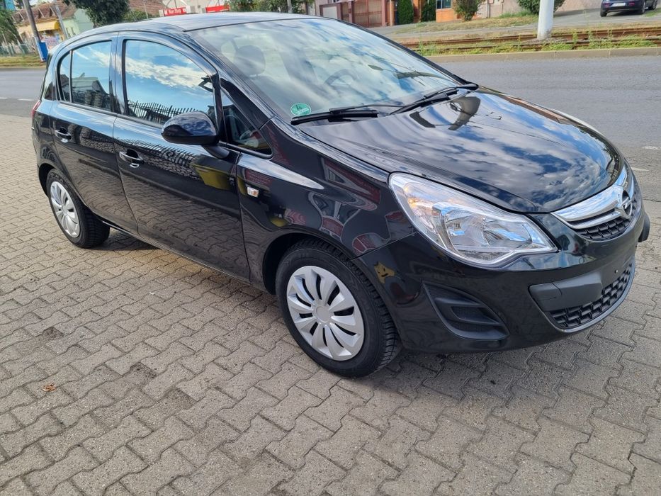 Opel Corsa 2012 Benzina