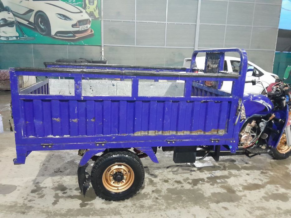 Lochin motosikl samasval