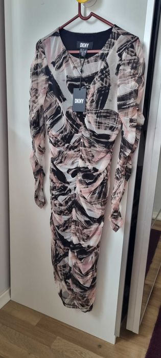 Vand rochie ocazie DKNY, marimea S, nou, lunga, din dantela,