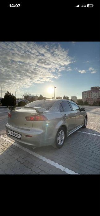 машина көлік сатылады лансер