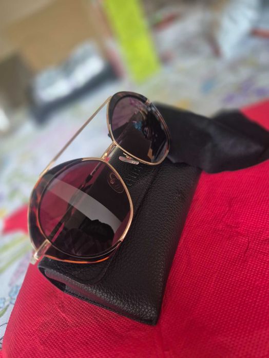 Слънчеви очила GUESS