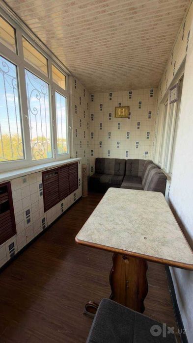 Срочно продается 4 комнатная квартира на Академ городок М.Улугбек р-н