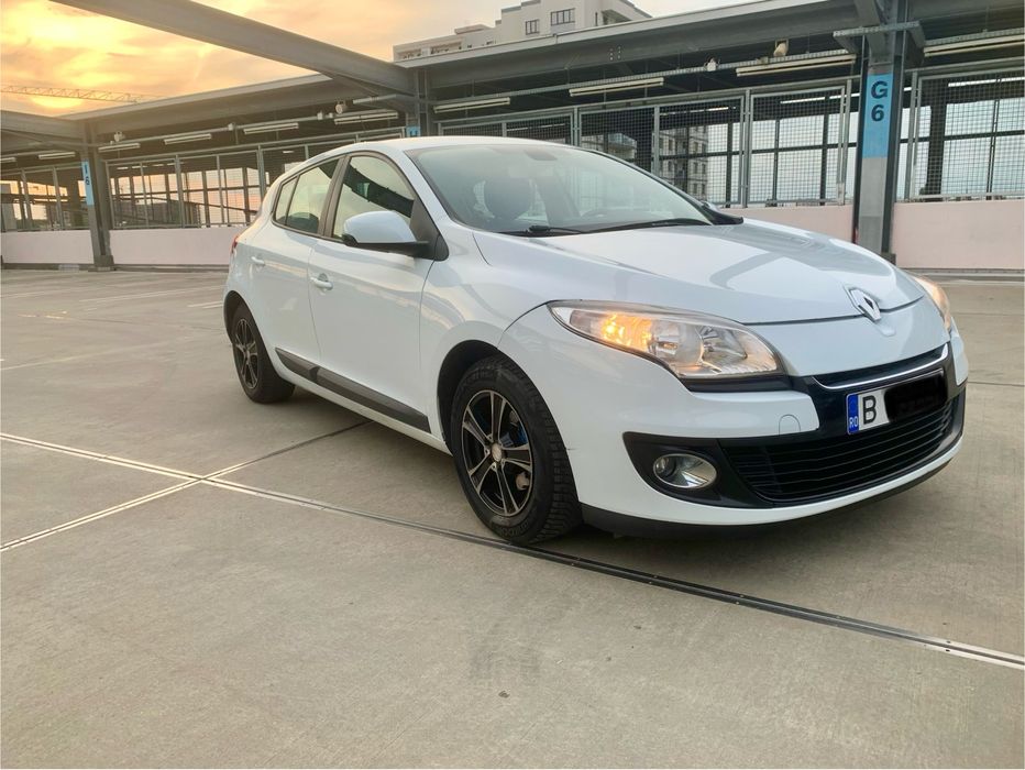 RENAULT Megane 2012