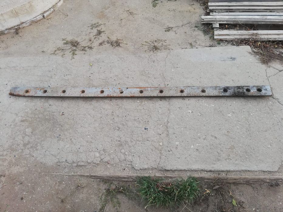 Нож на отвал для автогрейдера