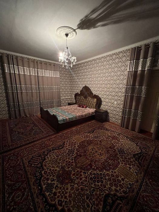 2-qavatli uy sotiladi
