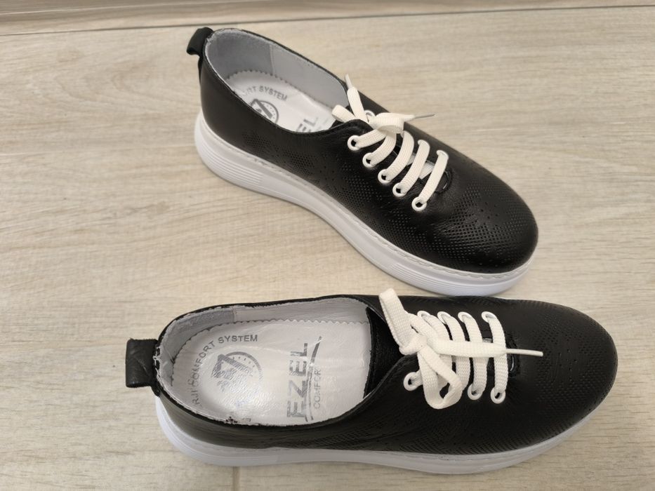 Дамски обувки естествена кожа