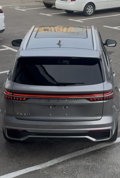 Kia Sorento or Geely Monjaro !