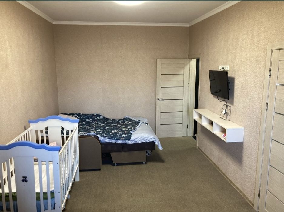 Феруза Массив 1п2/4/4 Продаю Квартиру С Ремонтом!