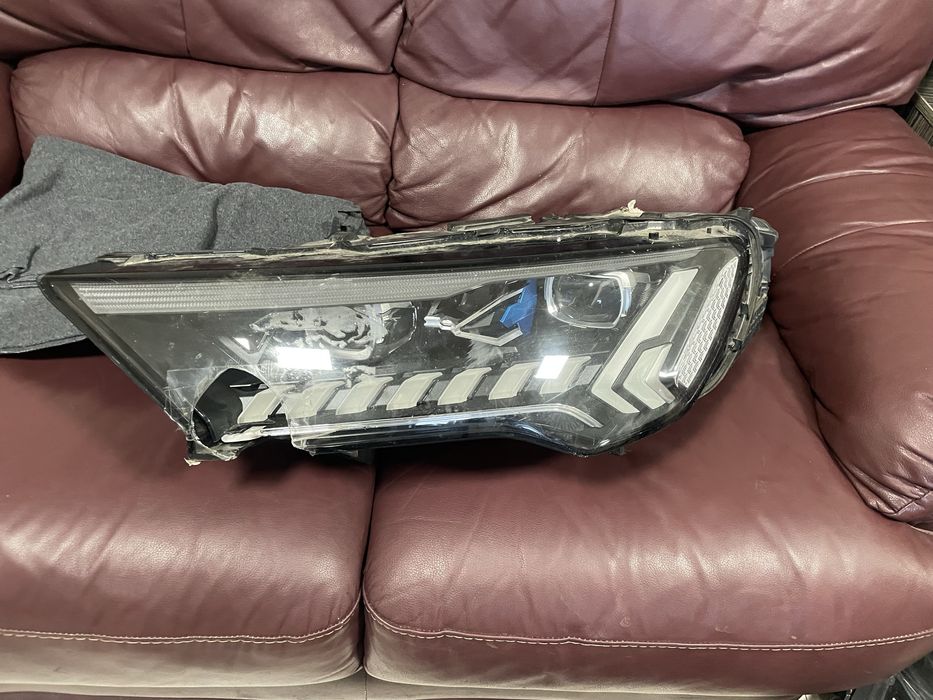 Фар q7/SQ7 ауди 4m