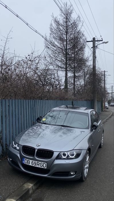 Faruri Custom BMW E90 2011