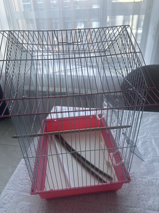 Продам клетку для попугаев