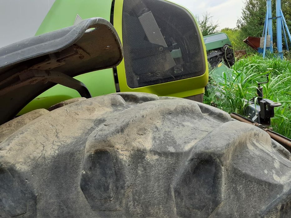 Dezmembrez Tractor Claas Ares 826/Ares 836