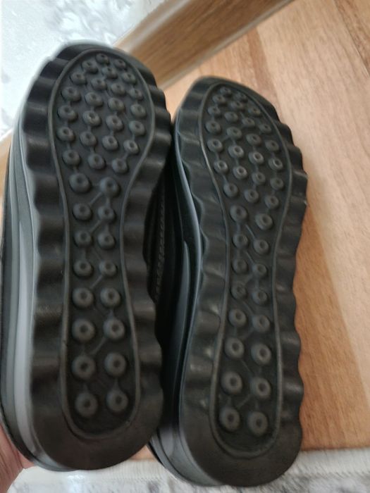 Женская обувь кожанная