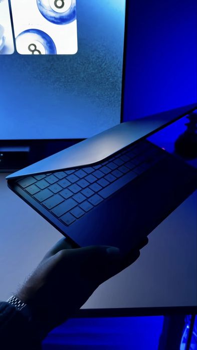 MacBook Neo запечатанный