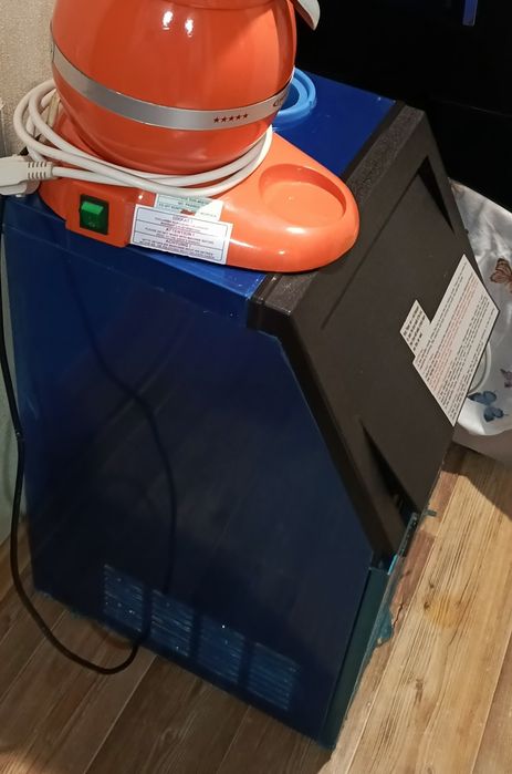 Ледогенератор для бара-кофеини