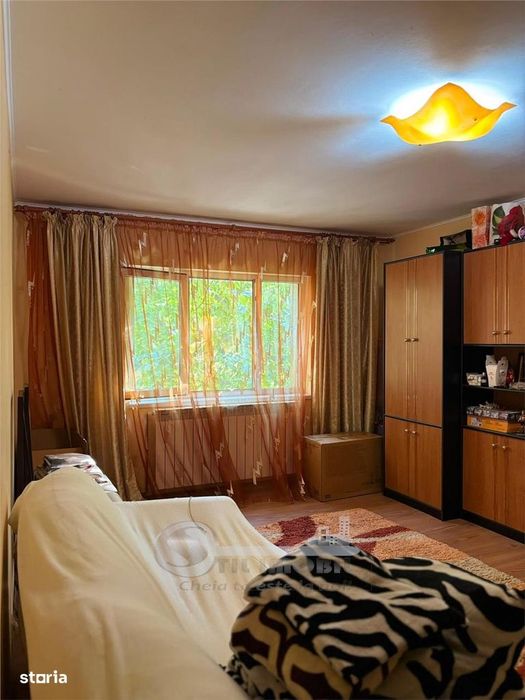 Apartament 3 camere Decomandat - CUG