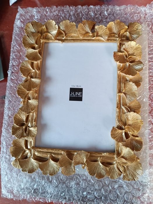 Продаются картины. Холст-акрил. Холст-масло.