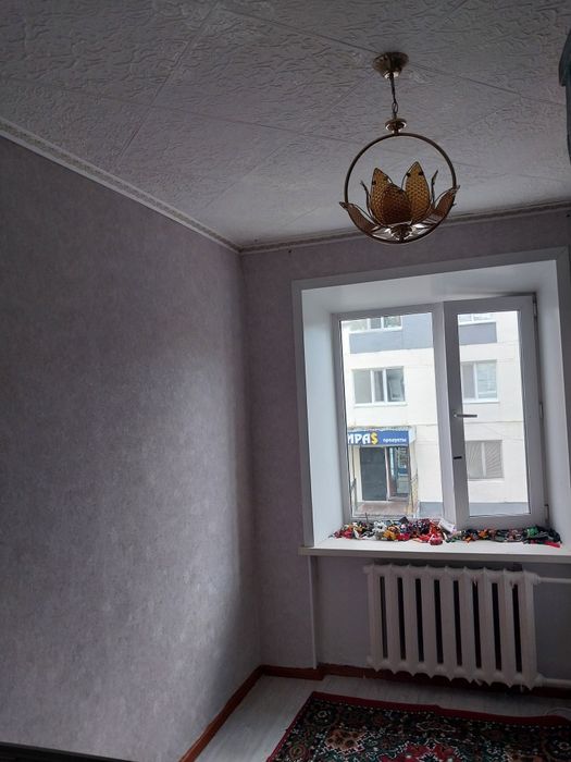 Продаётся 4 комнатная квартира