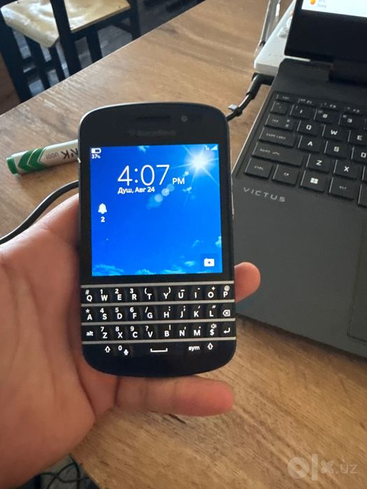 Blackberry Q10 yangi