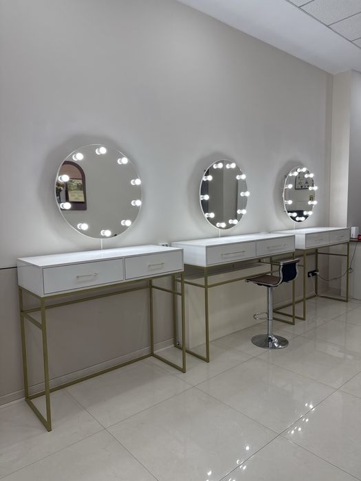 Мебель для салонов красоты