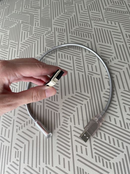 Cablu cu usb luminare laptop/ cu beculeț + stick 2gb