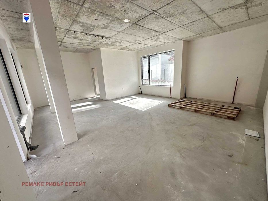 Продава се Магазин в Русе, Център - 80 кв.м за 841 €/кв.м - Снимка #1