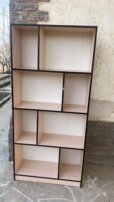 Горка с комод и зеркалом