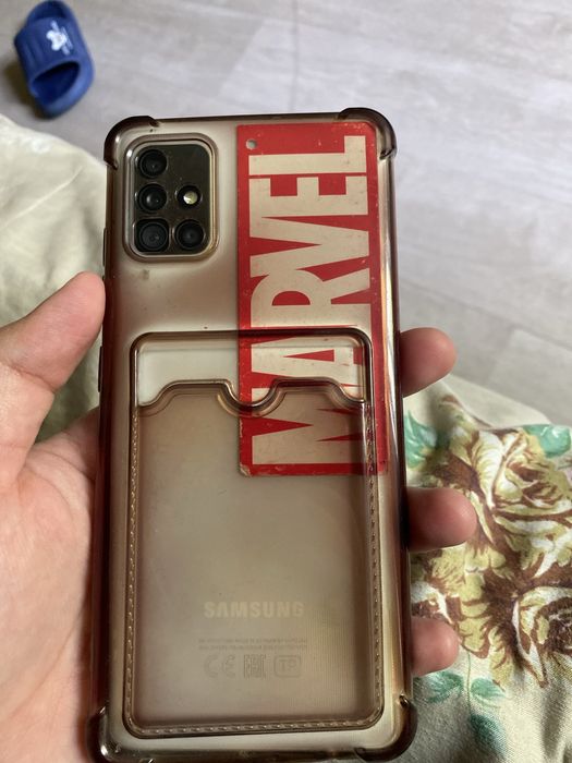 Продам Samsung A51 белого цвета