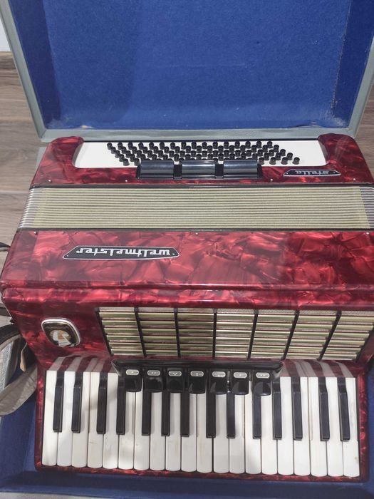 Акордеон Weltmeister