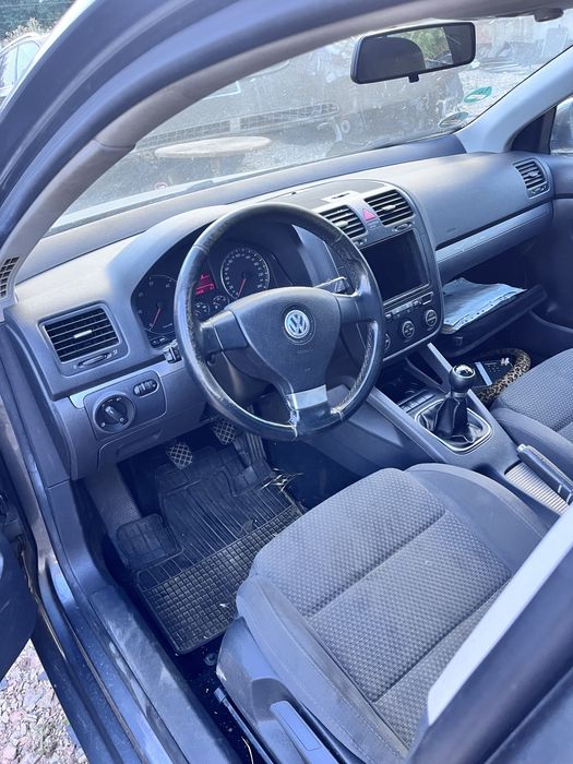 Volkswagen golf 5 2.0tdi variant  140ps Панорама НА ЧАСТИ