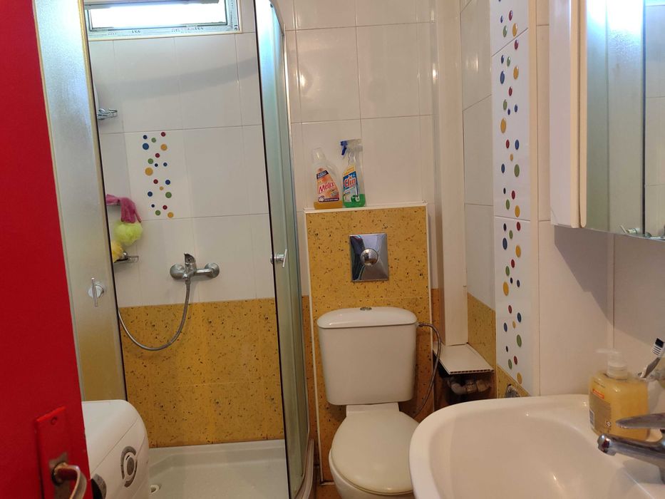 Продава се Двустаен апартамент в Добрич, Център - 70 кв.м за 1166 €/кв.м - Снимка #3