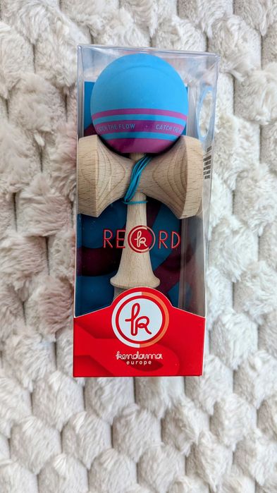 Kendama Europe - Record Plus / Tensei base hole, sticky MC (PRET PE BUCATA!)